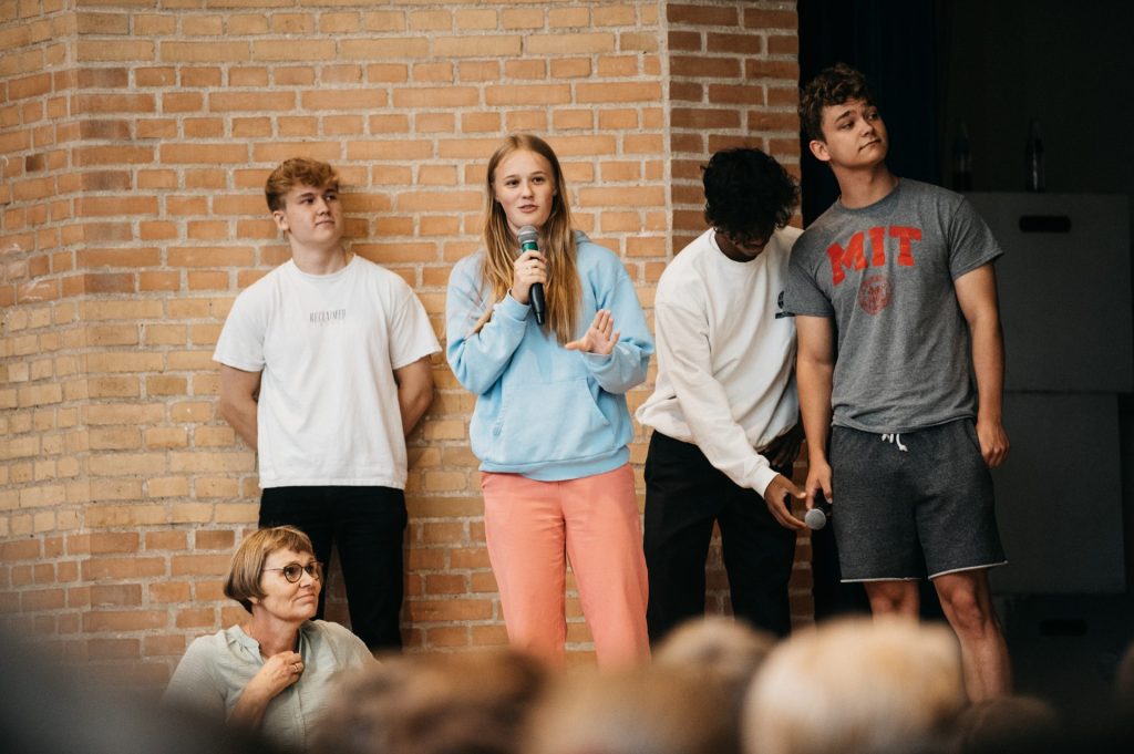 oplæg til morgensamling af 4 elever